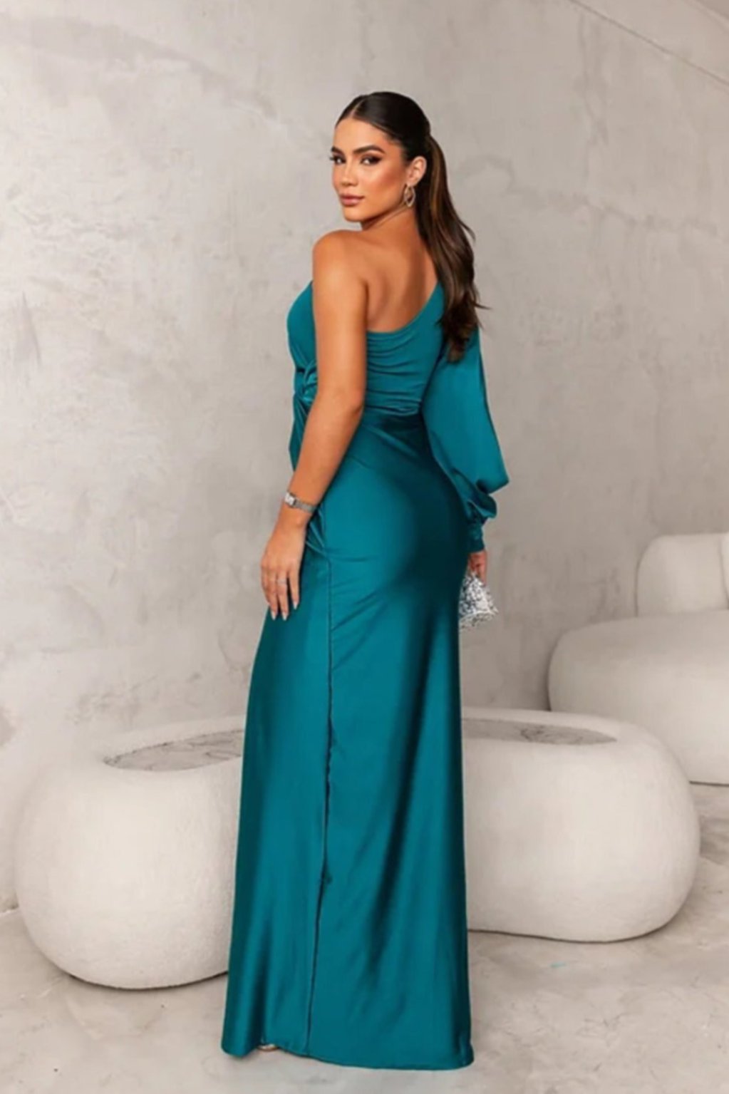 Camila | Vestido satinado de una manga
