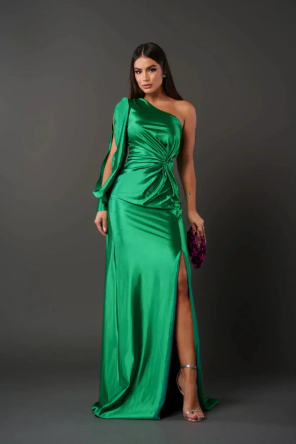 Camila | Vestido satinado de una manga