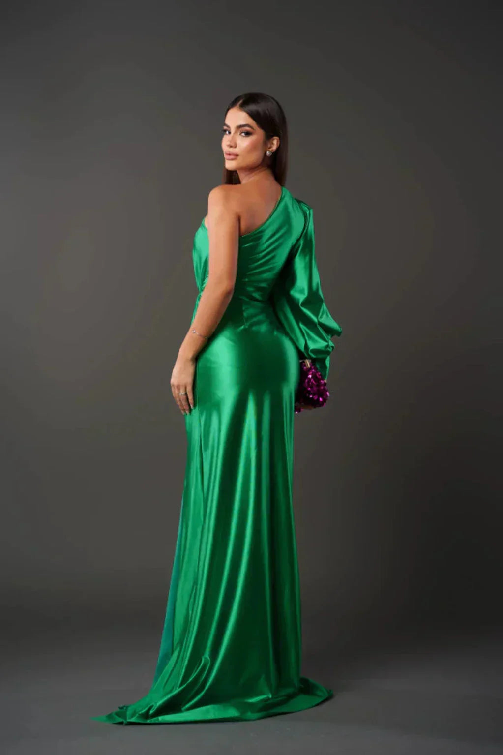 Camila | Vestido satinado de una manga
