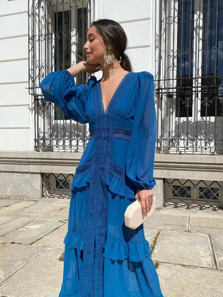Vestido maxi Molly con escote profundo en V y volantes
