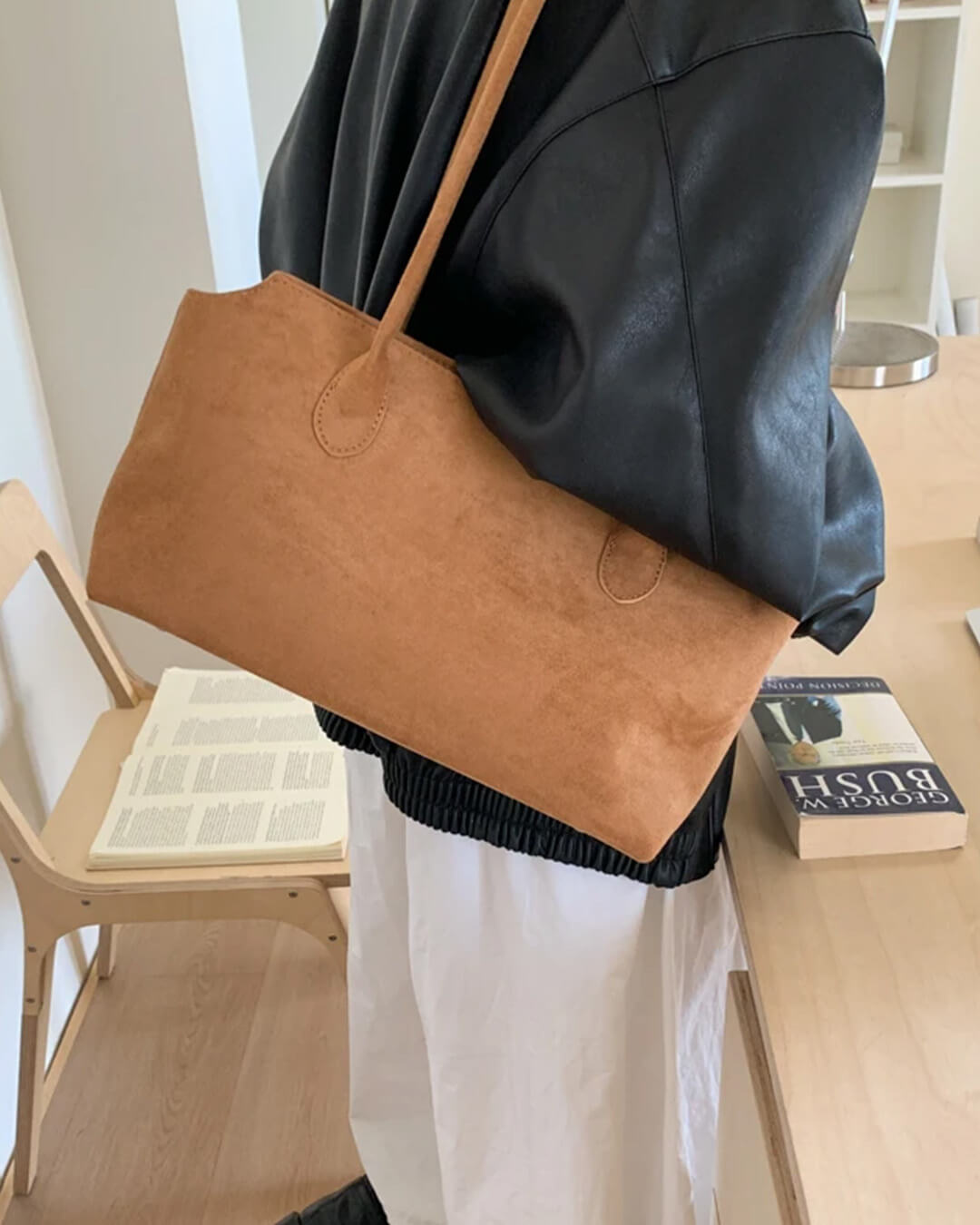 Bolso Claudine de imitación ante para hombro