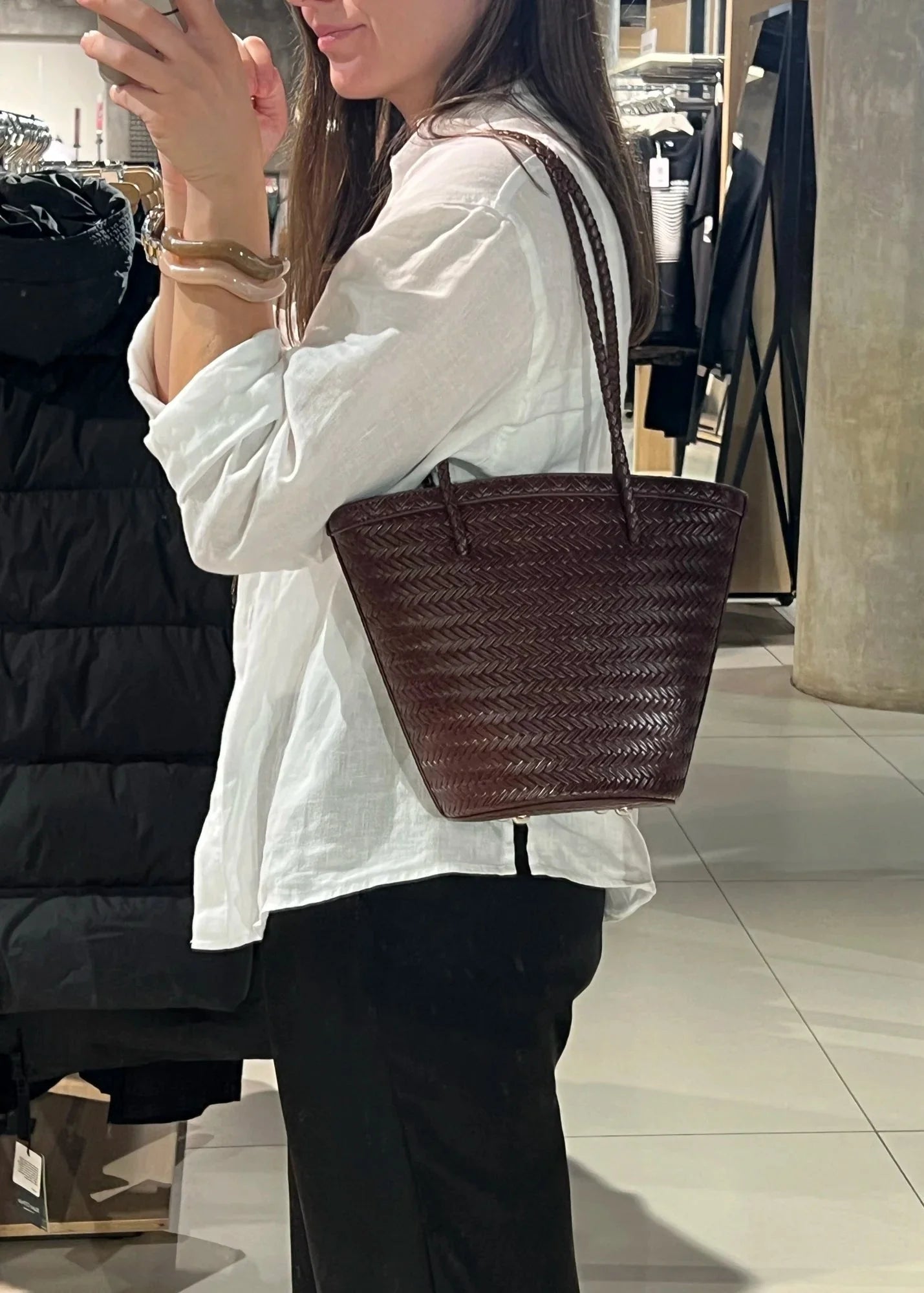 Bolso Bucket Tejido con Neceser Meryl