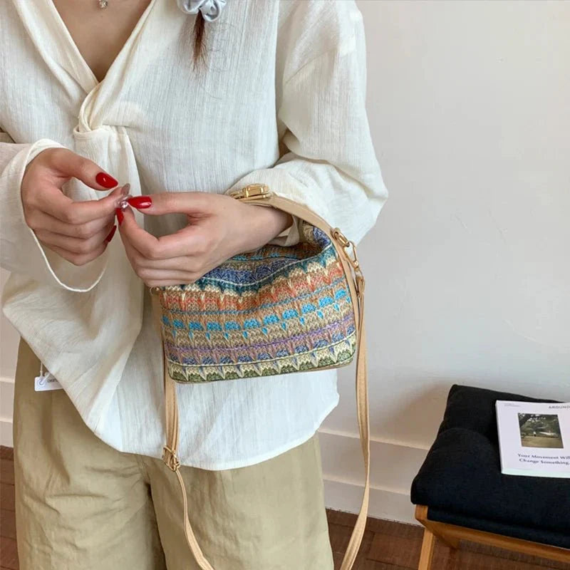 Bolso Bandolera de Raffia Tejida Raphaela