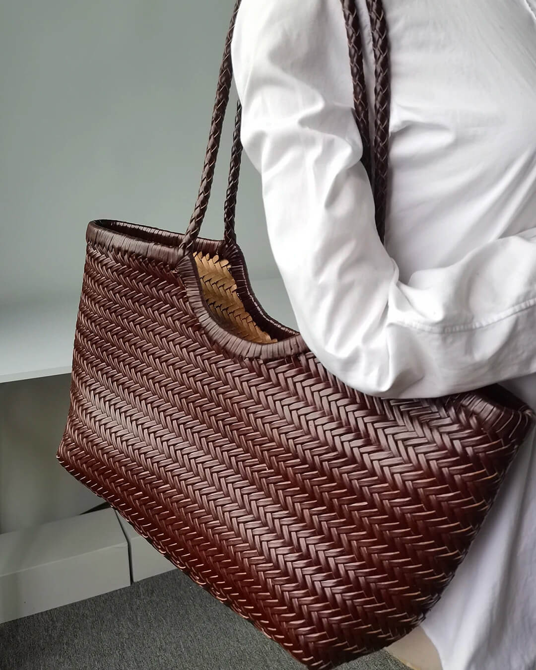 Bolsa Rica Tejida de Imitación de Cuero