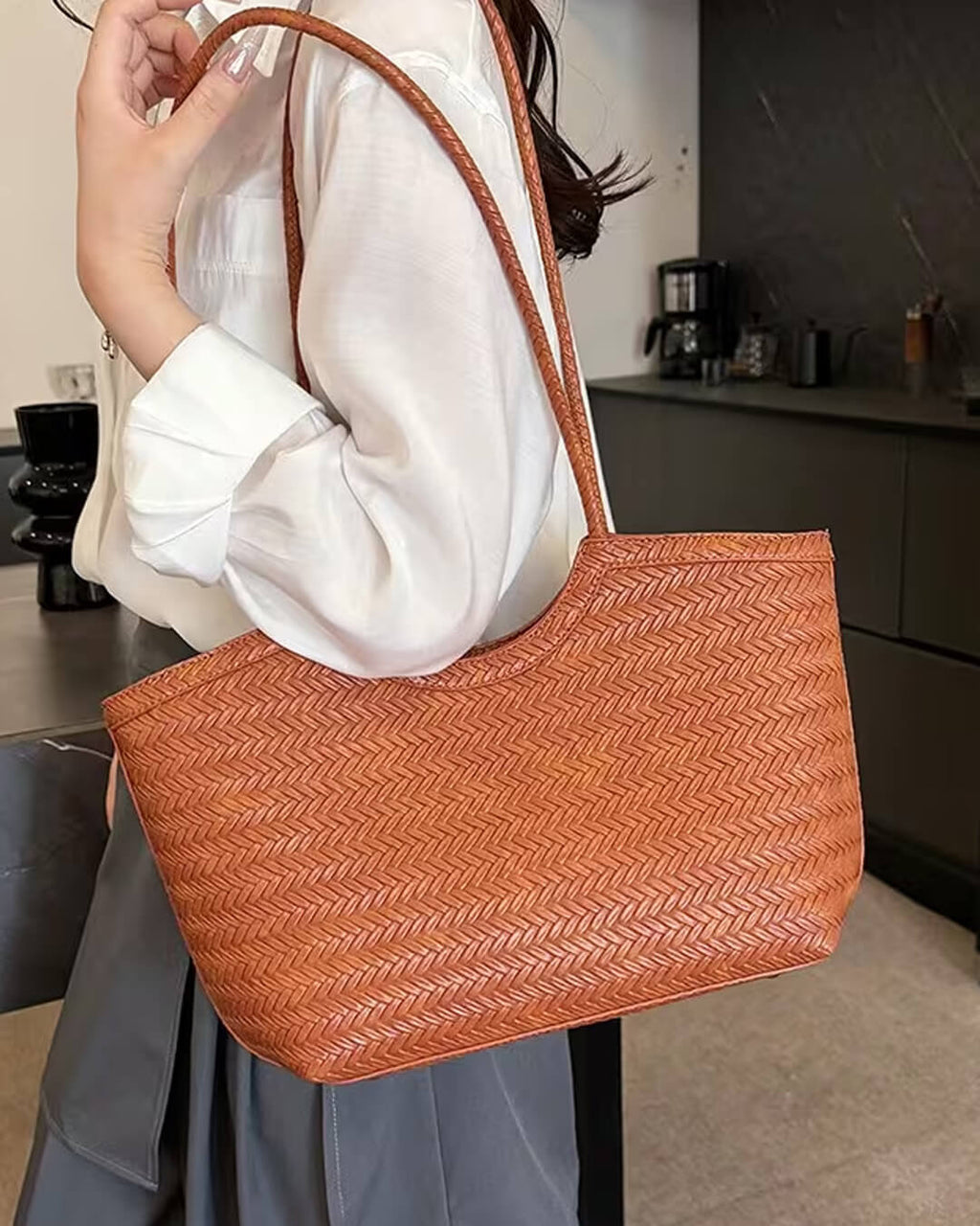 Bolsa Rica Tejida de Imitación de Cuero