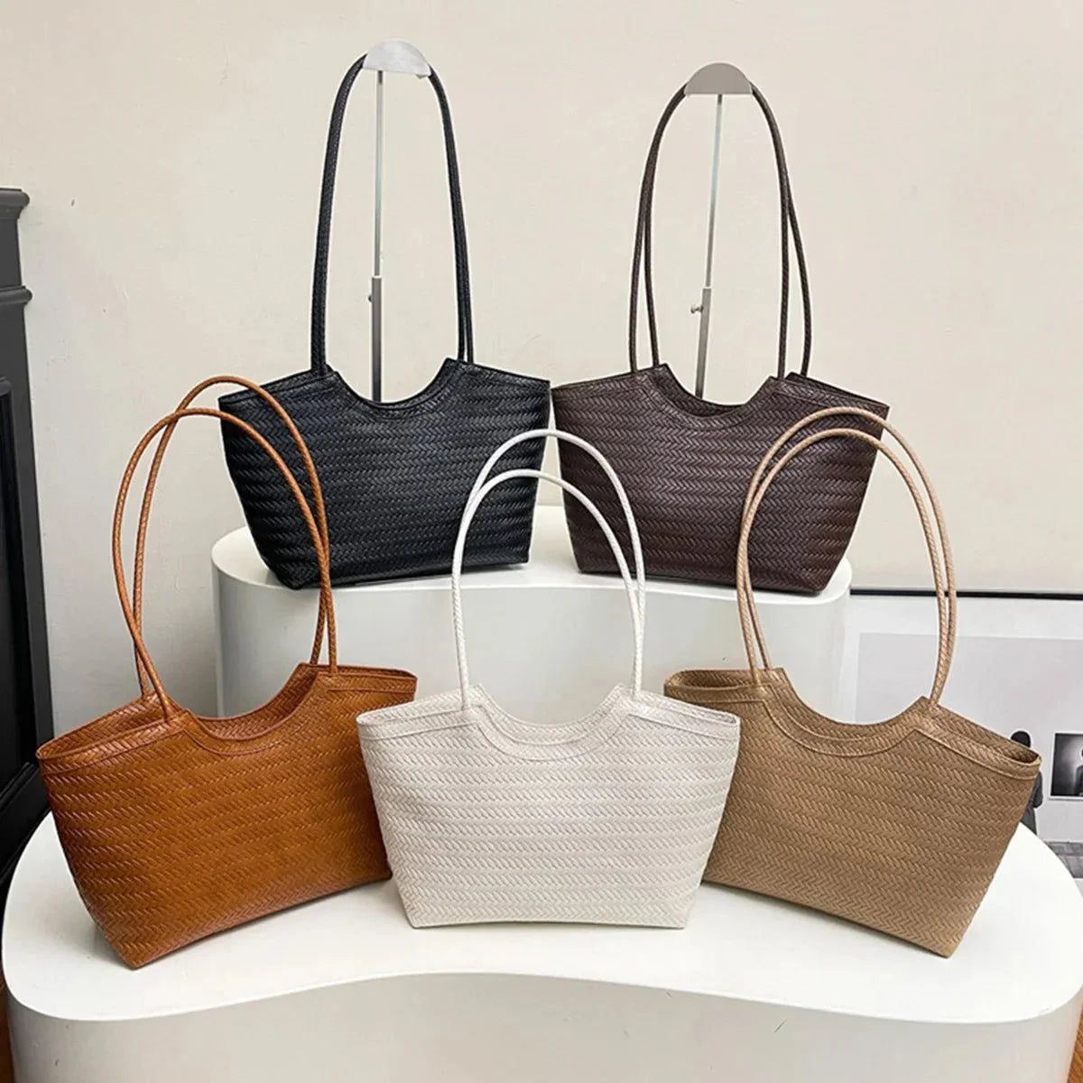 Bolso de mano Riona de tejido texturizado