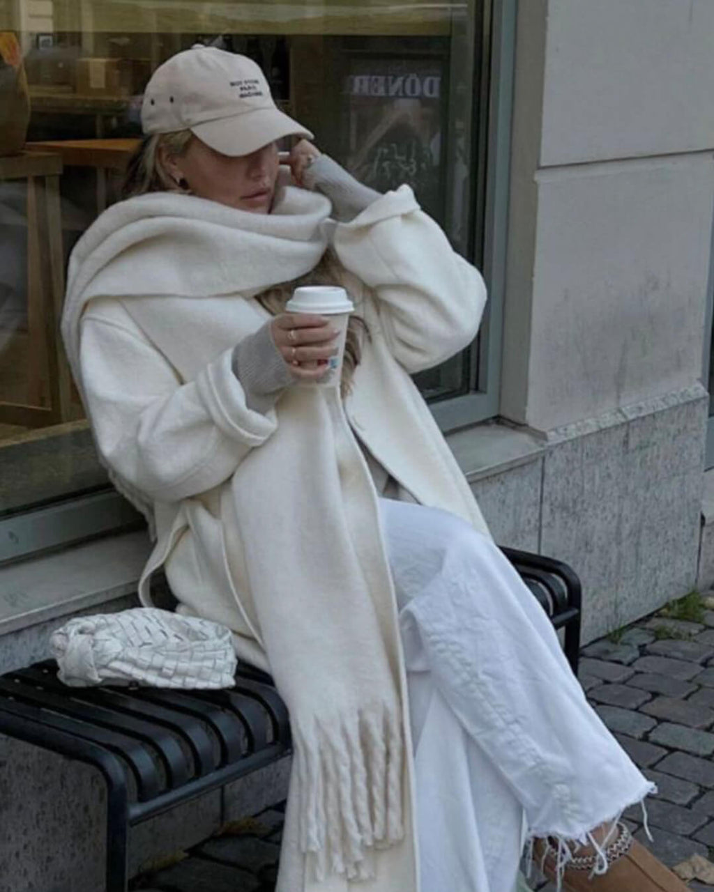 Bufanda de invierno con borlas Tanya