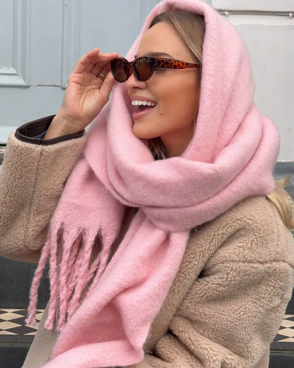 Bufanda de invierno con borlas Tanya