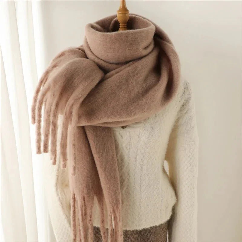 Bufanda de invierno con borlas Tanya