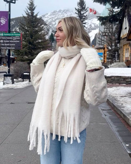 Bufanda de invierno con borlas Tanya