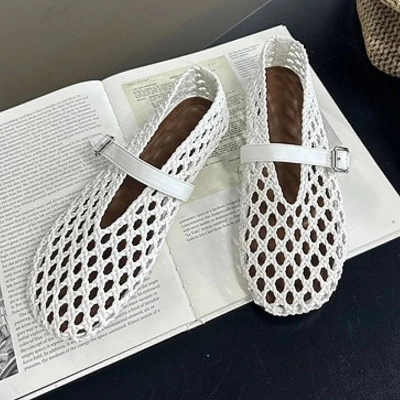 Sandalias planas Bianca tejidas con diseño calado