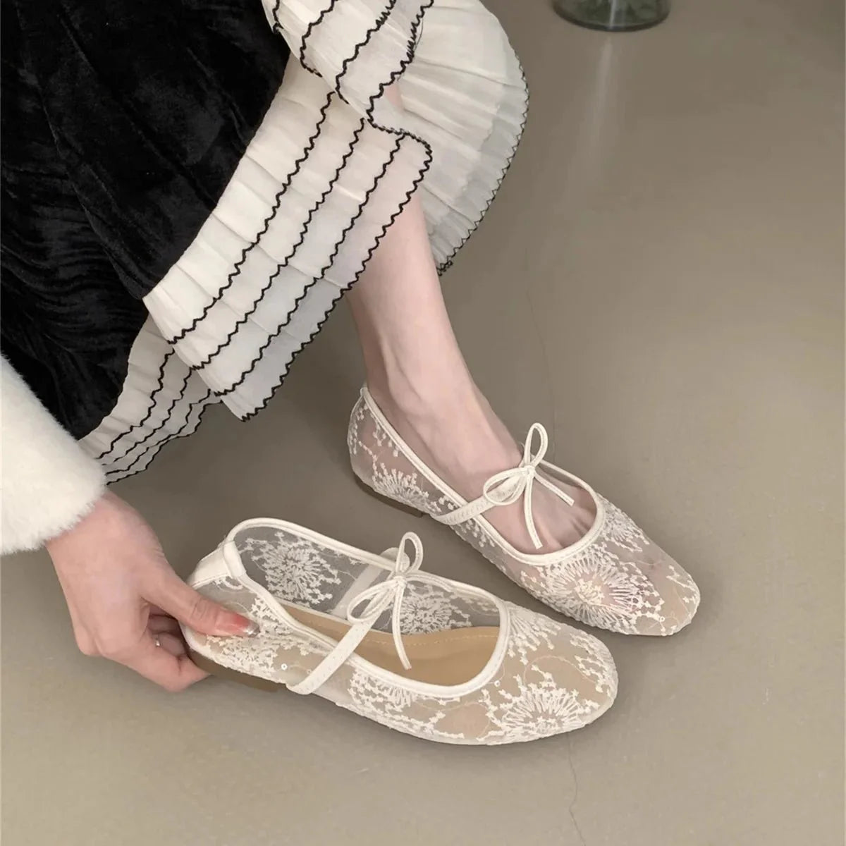Bailarinas Saskia de malla bordada